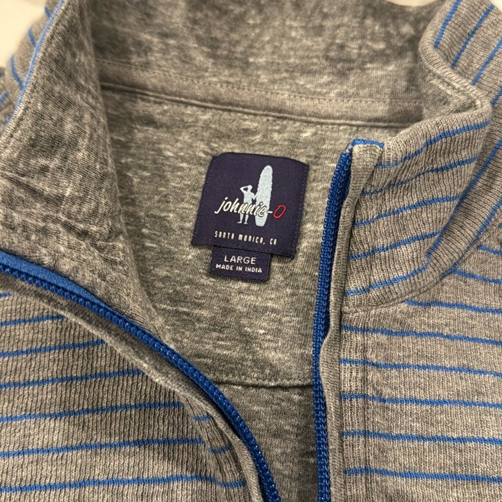 Johnnie O quarter zip pull over